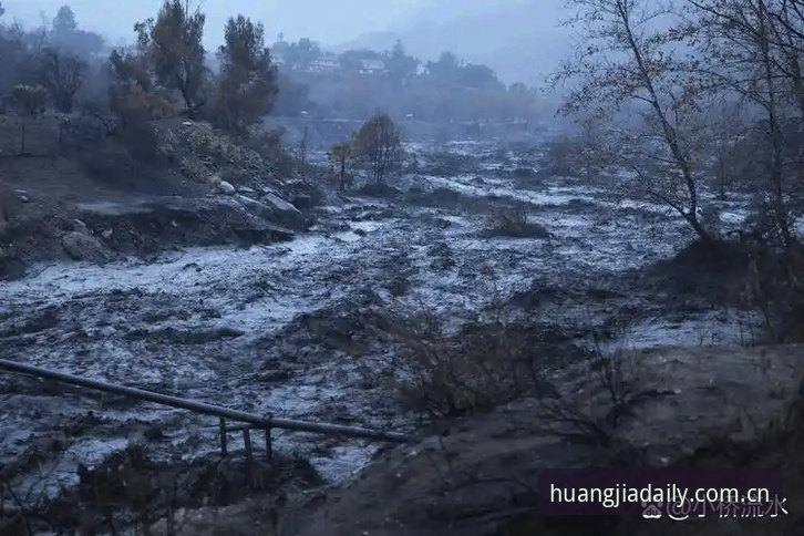 欧美雷暴安全观差异：一场暴雨暂停背后的规则逻辑与观赛体验对比